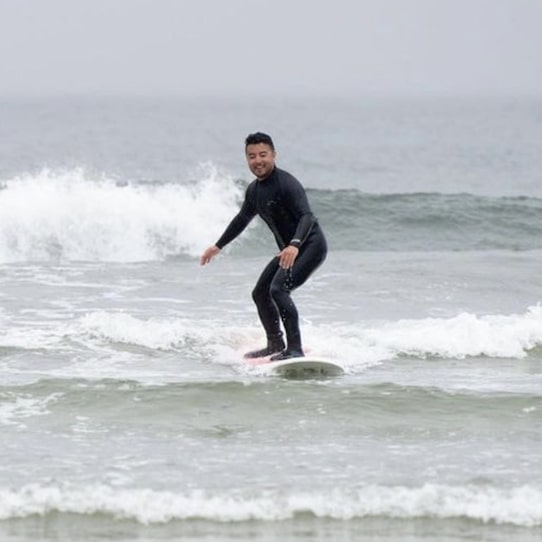 Tom Wang Goes Surfing